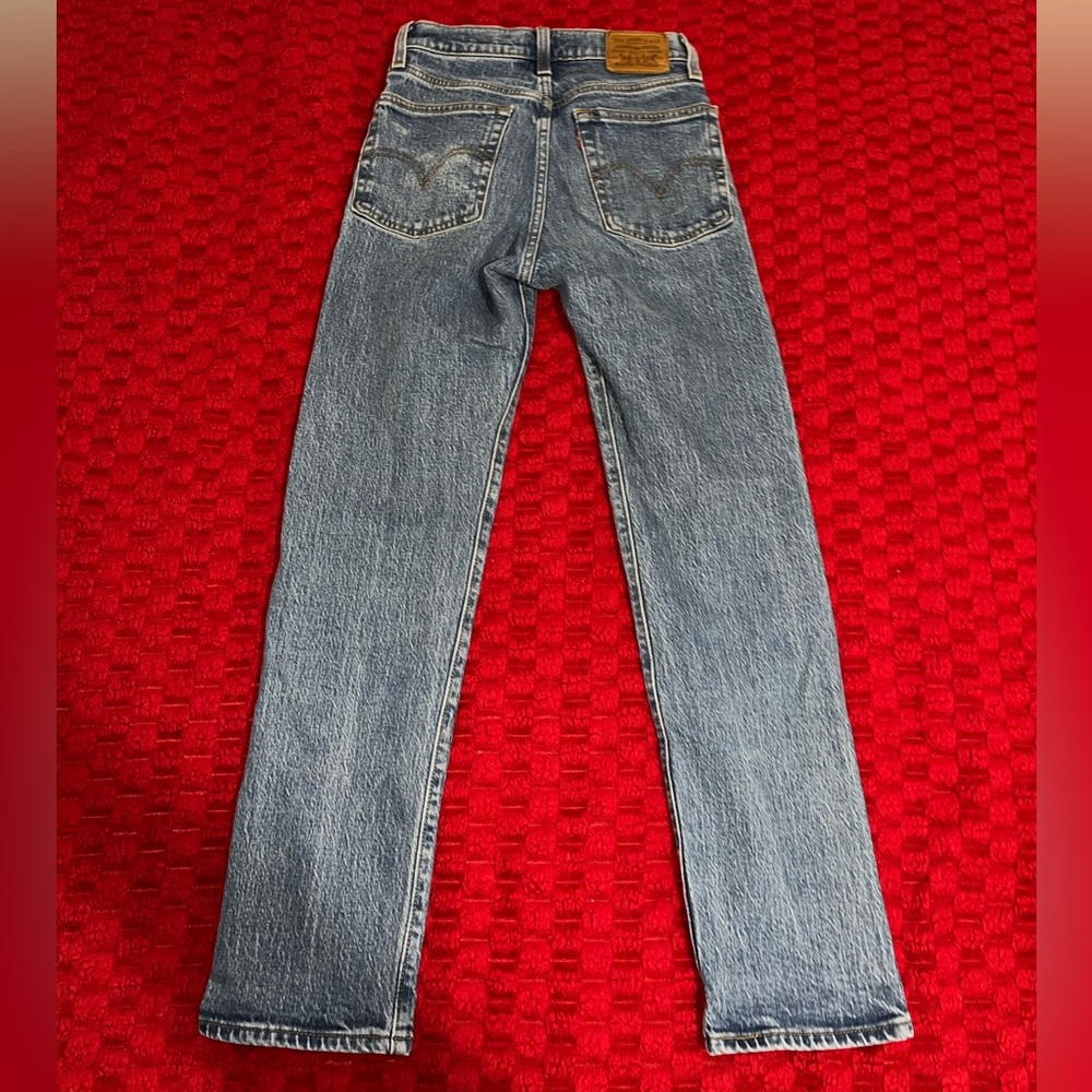 Levi’s Premium Wedgie Straight Jeans Size 23